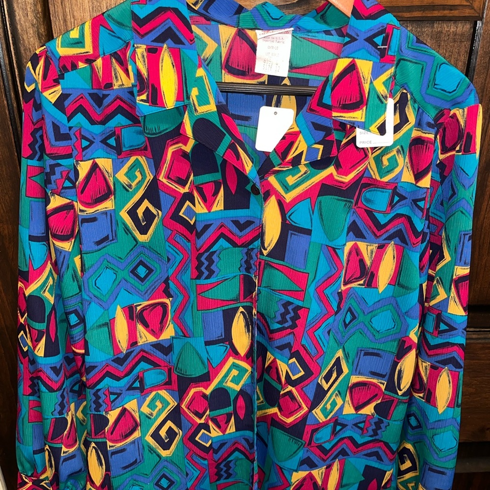 Vibrant Geometric Men's Casual Shirt
